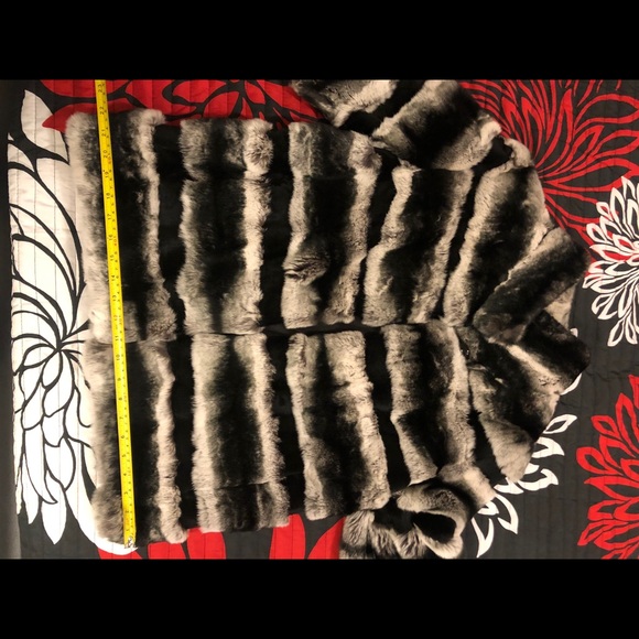 Chinchilla Coat - Picture 6 of 10